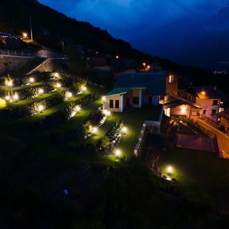 Bhotanica - Ospitalita E Natura Aosta Luaran gambar