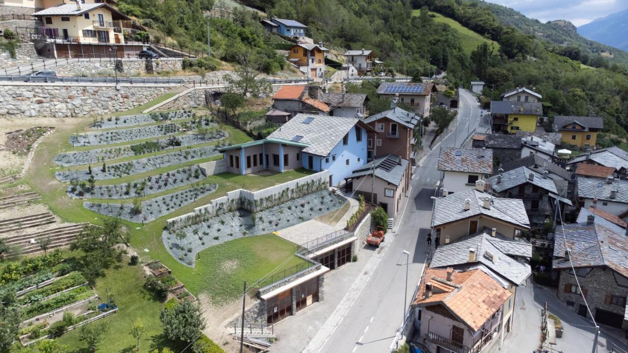 Bhotanica - Ospitalita E Natura Aosta Luaran gambar