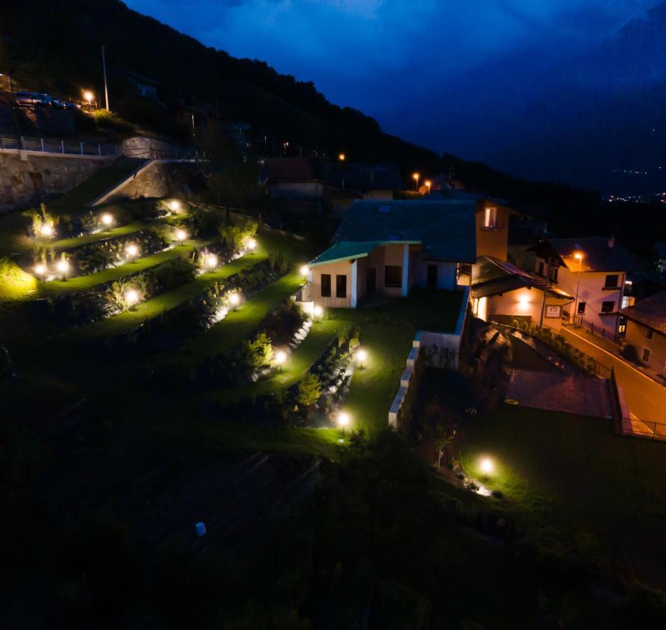 Bhotanica - Ospitalita E Natura Aosta Luaran gambar